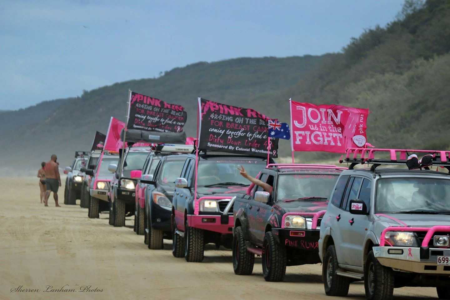 4x4 Pink Run convoy