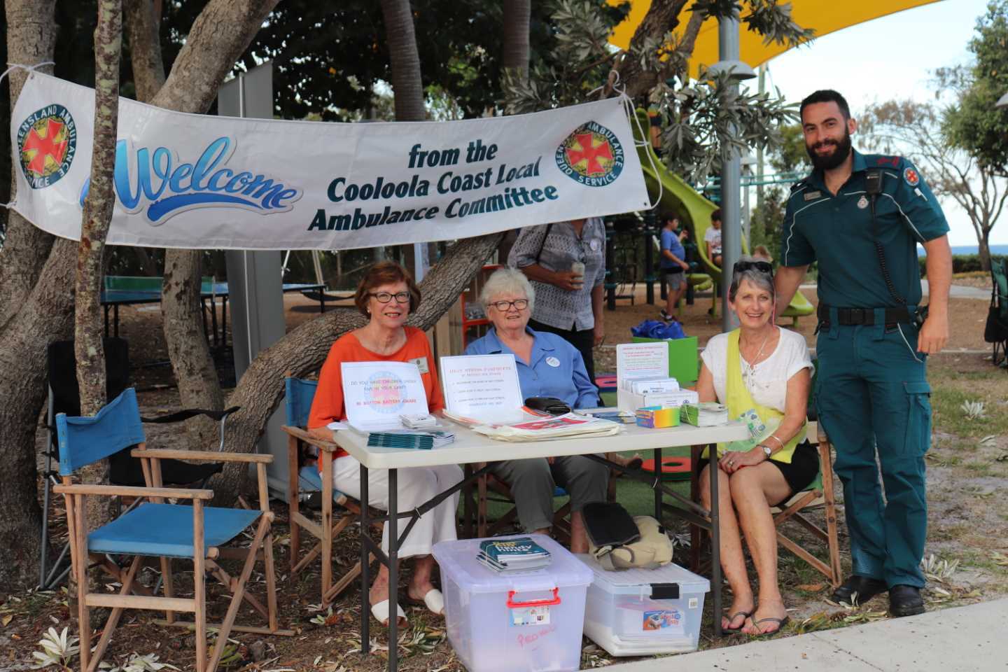 Cheryl Zunic, Caroline Taylor, Cherie Mason and paramedic Marc Shearman share news on the LAC at the Who’s New at the Zoo -2 event