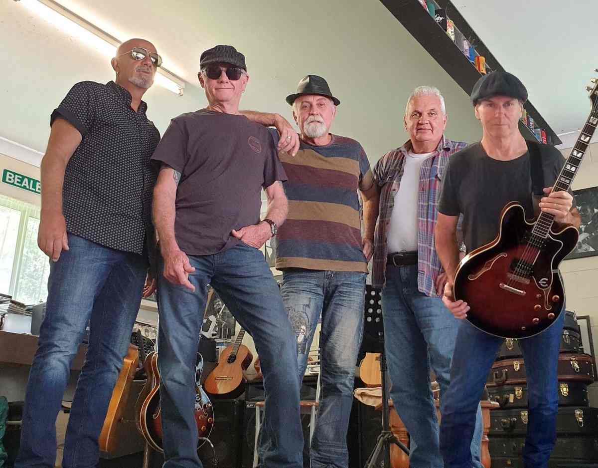 Blues Burners at the Country Club