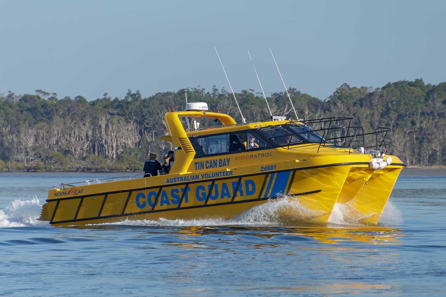 Coast Guard announce their rescue vessel has arrived!