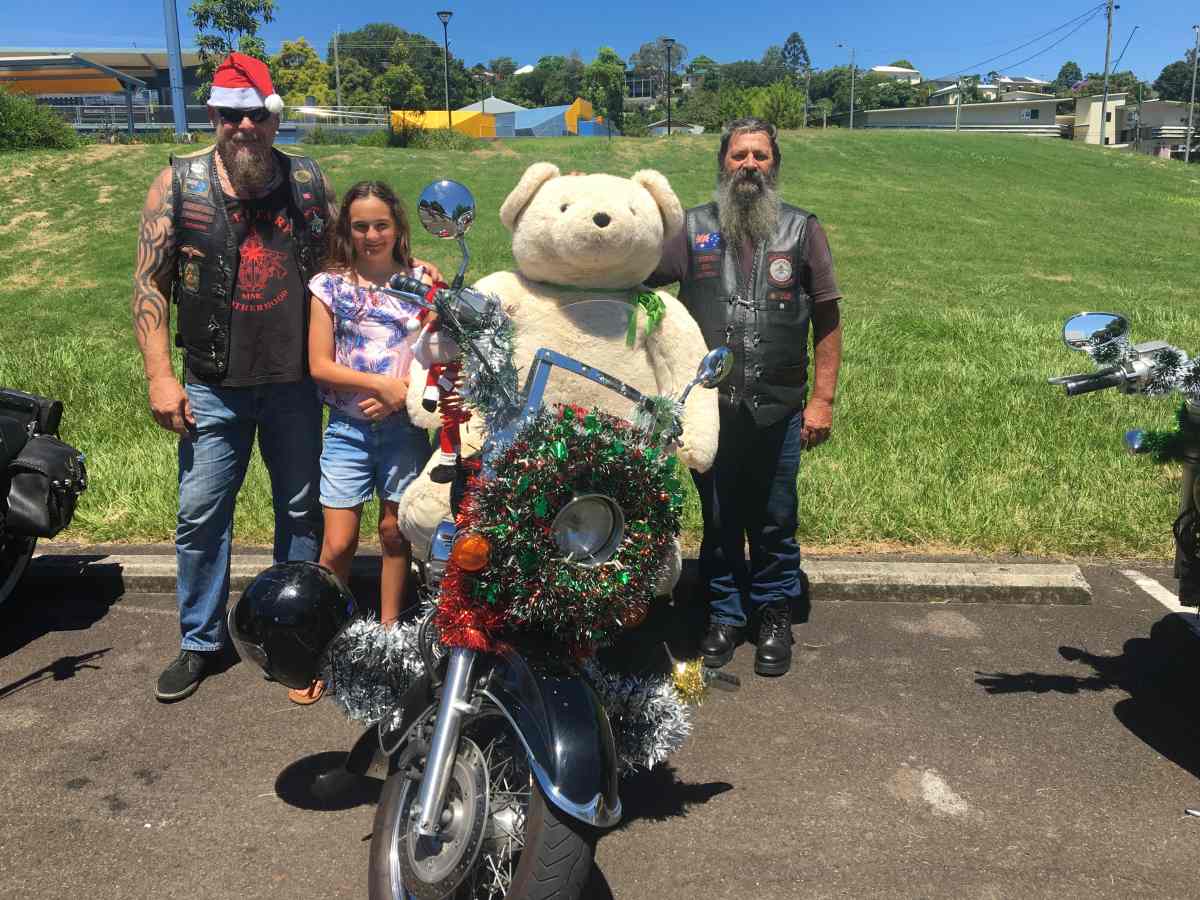 Club President Stephen ‘Moose’ Ollier, Keira Powers, and Stephen O’Shea with a giant teddy donated by one of the RBSS students