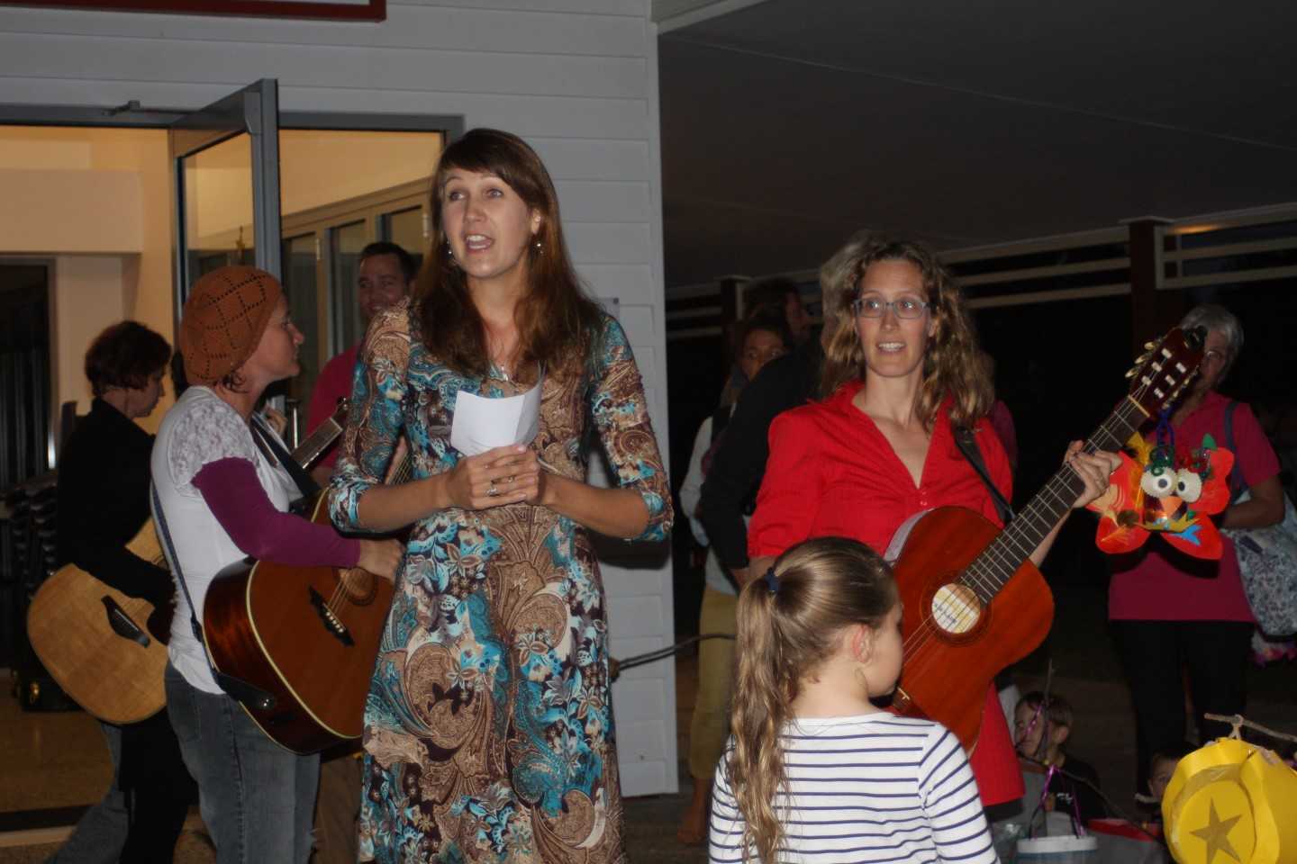 Organisers Corinna Apps and Lucia Phelan prepare everyone for the walk from the Rainbow Beach Community Centre