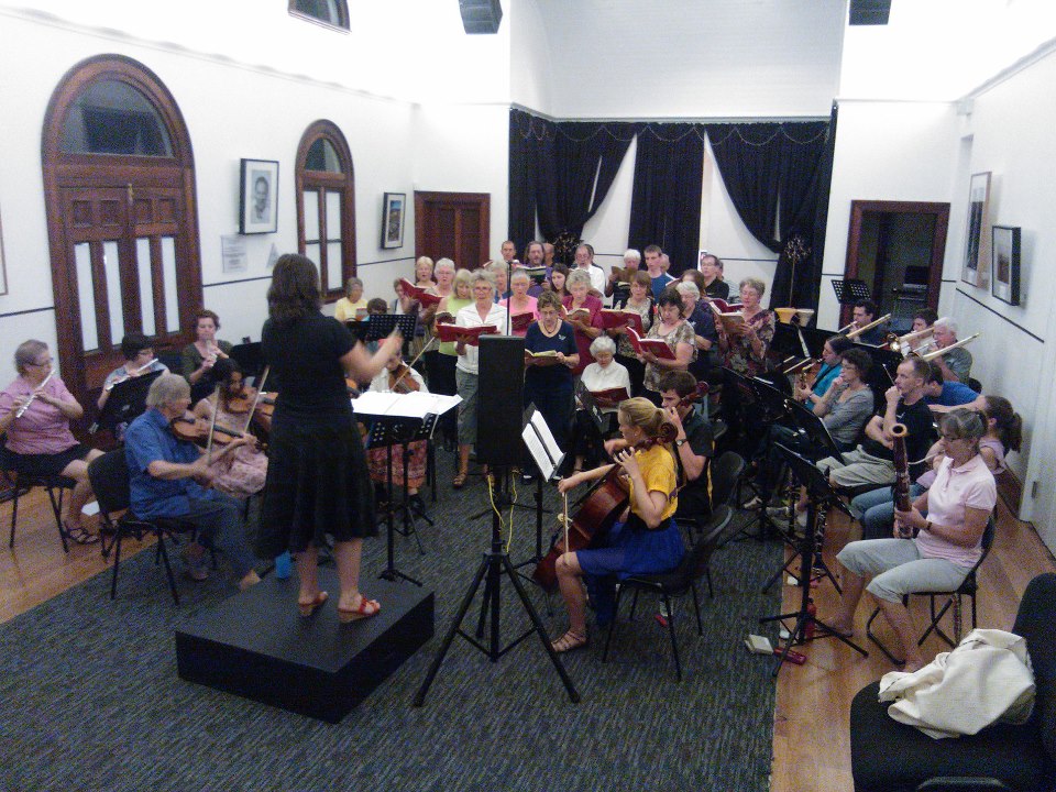 Orchestra visits Coast