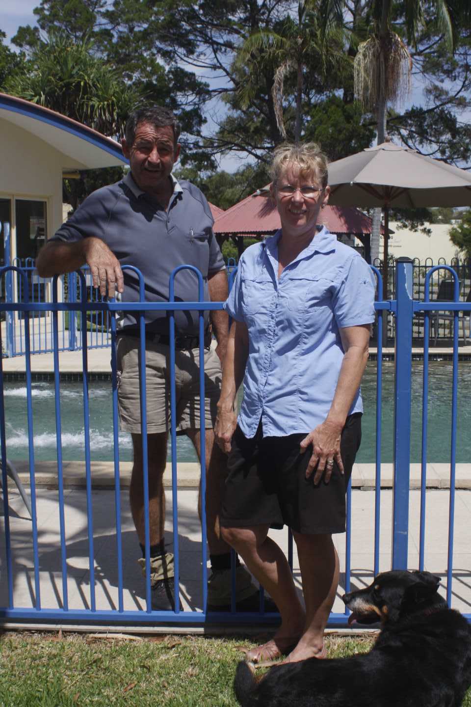New faces in town - Jaimie and Lisa Kerr, with Tabbe, are the new managers at Rainbow Getaway Holiday Apartments