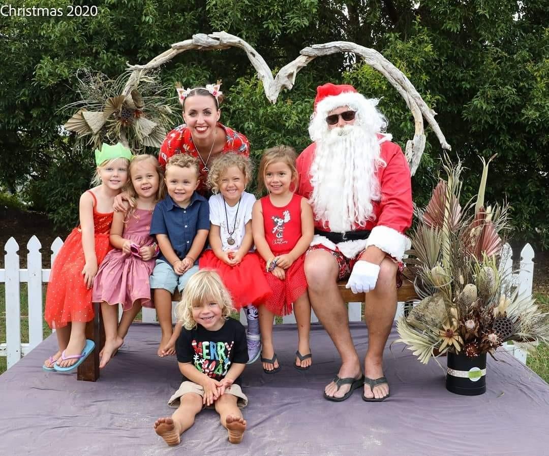 Don’t miss your photo with Santa when he comes to town