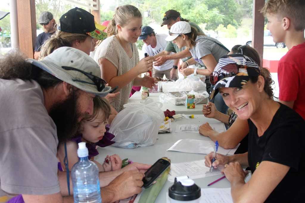 scavenger hunt WEB PIC sept 14 036