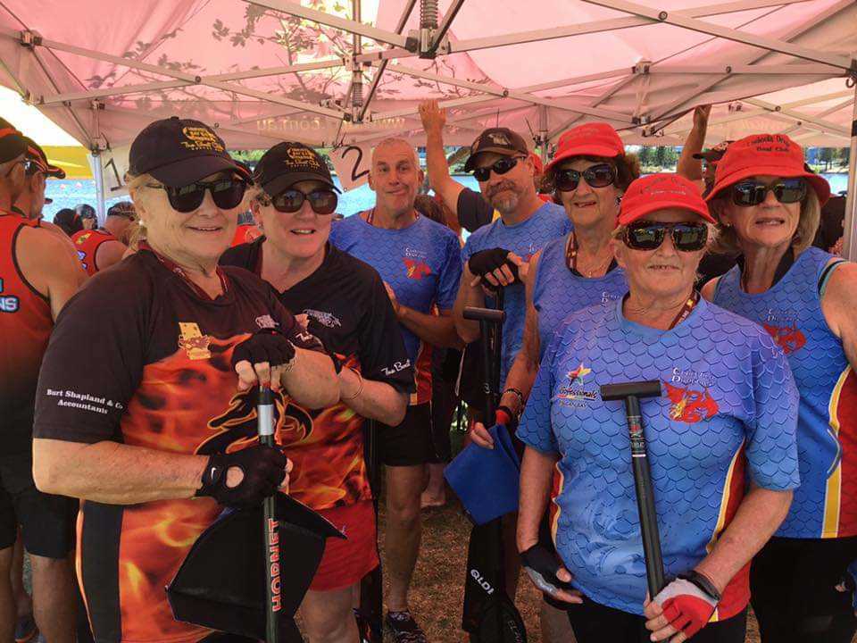 Waiting for loading with our team buddies from Hervey Bay