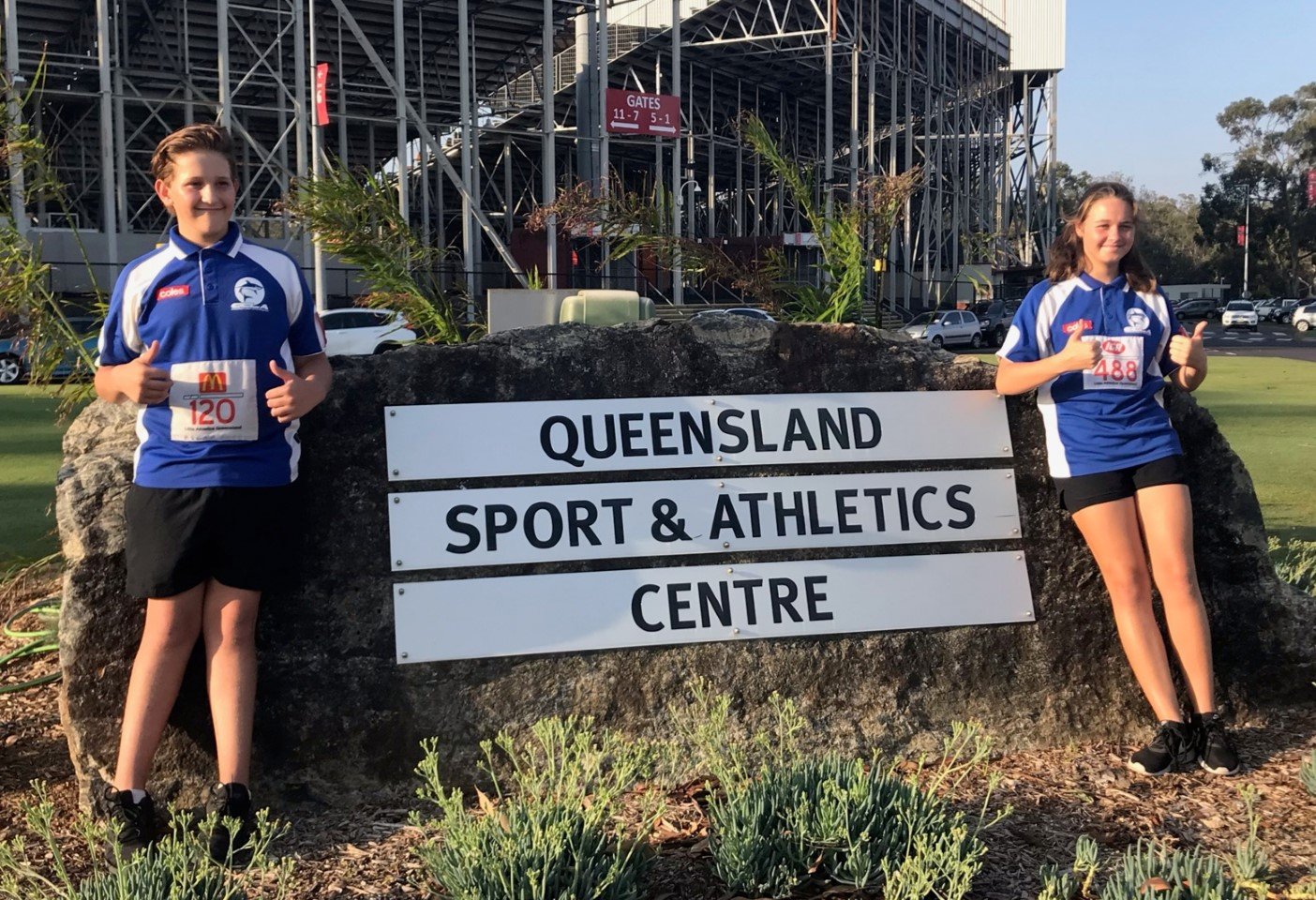 Little Athletics - Logan and Anjie give the grounds a big thumbs up!