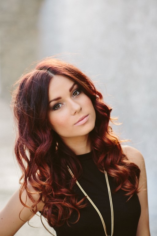 Caitlyn Shadbolt  will perform at the Rainbow Beach Spring Festival - and there is free entry!