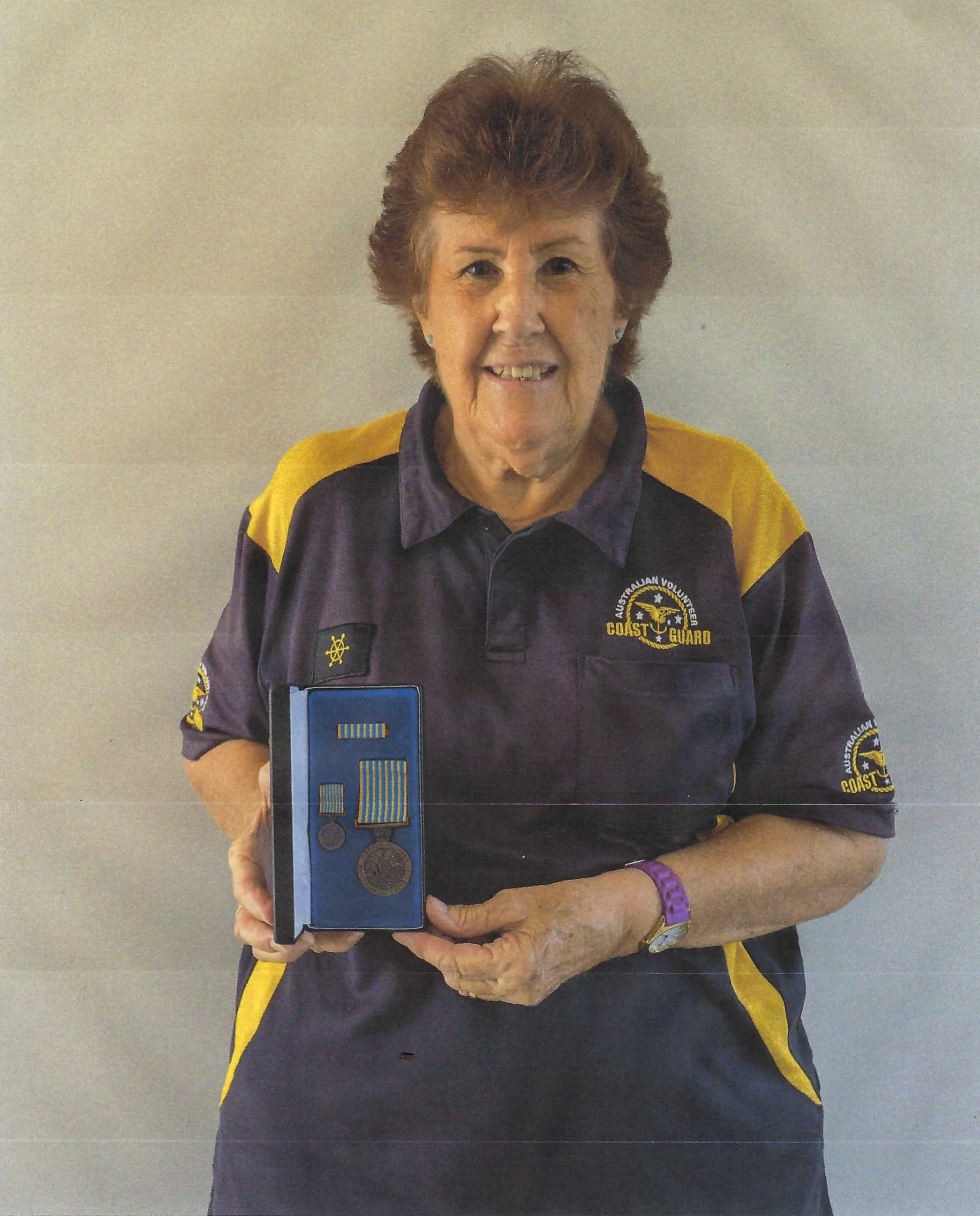 Lynn Milnes with her National Medal. Congratulations Lynn!