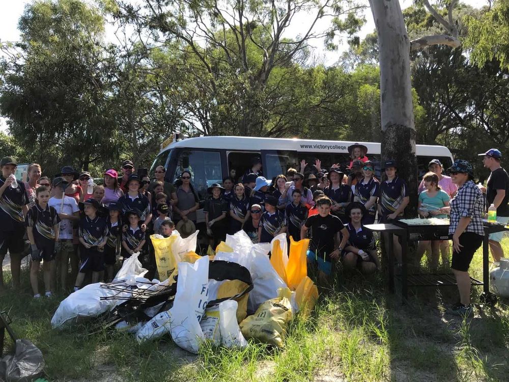 Many hands help with Clean up Australia Day on the Cooloola Coast post image