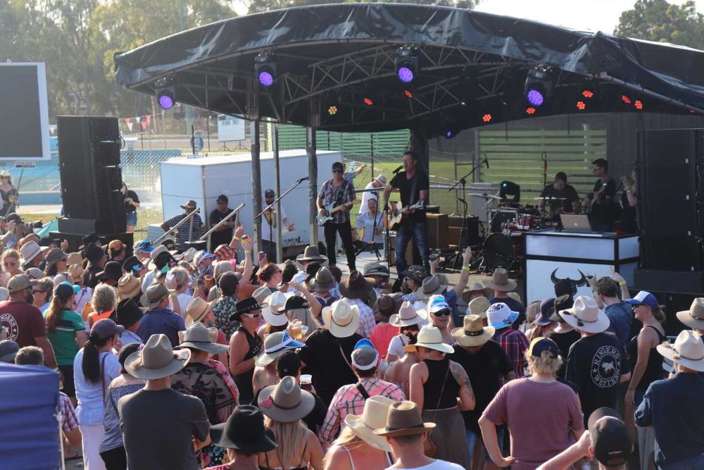 Lock in Country at the Beach for 2019 post image