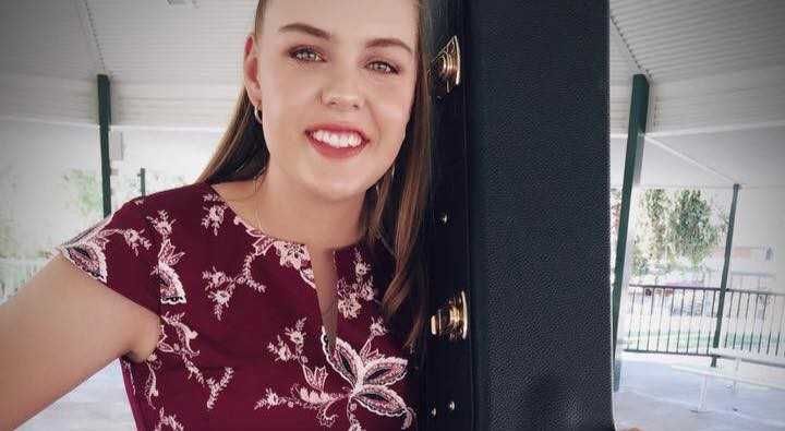 Alison Jensen at Coffee Rocks, Rainbow Beach post image