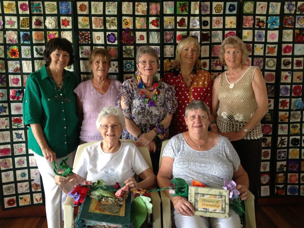 Travelling Flowers of Friendship visit Rainbow Beach post image