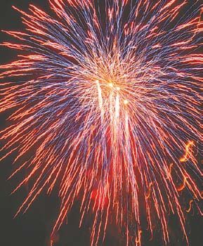 Celebrate New Year's Eve on the Cooloola Coast! post image