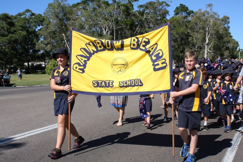 Rainbow Beach State School Memorial opened for the 100th anniversary of ANZAC day post image