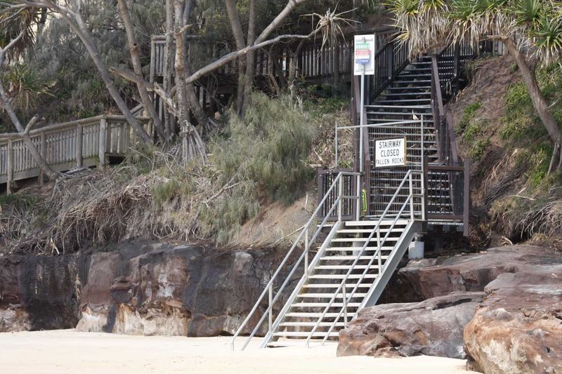 Still no resolution for the beach steps