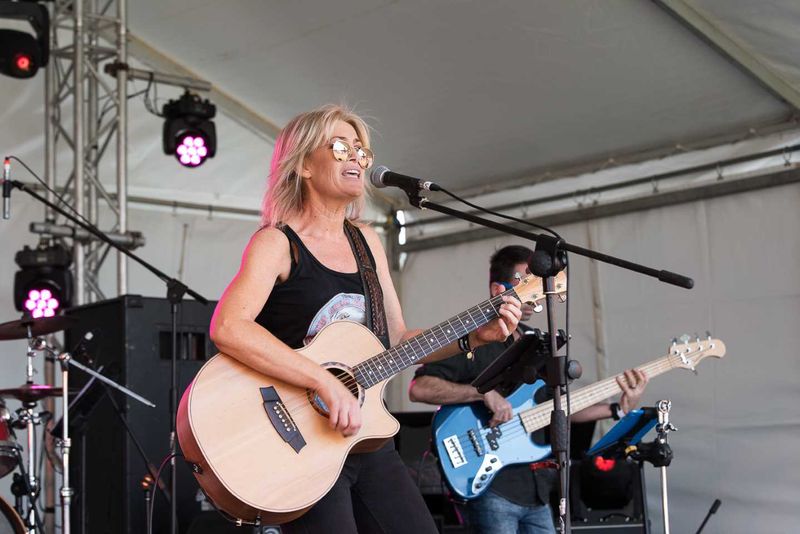 Fiona O’Shea Duo at the Country Club