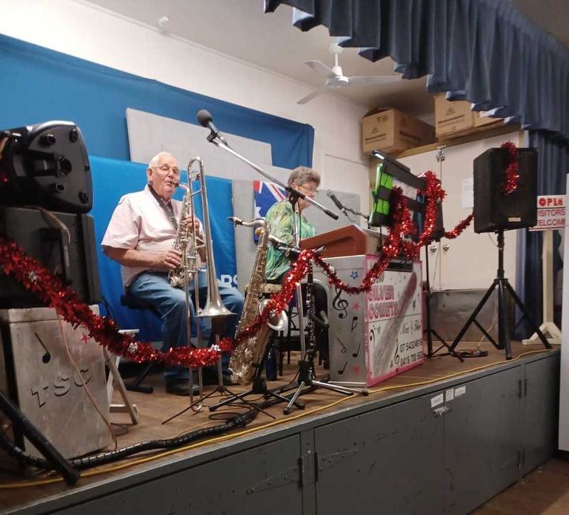 The Silver Comets
