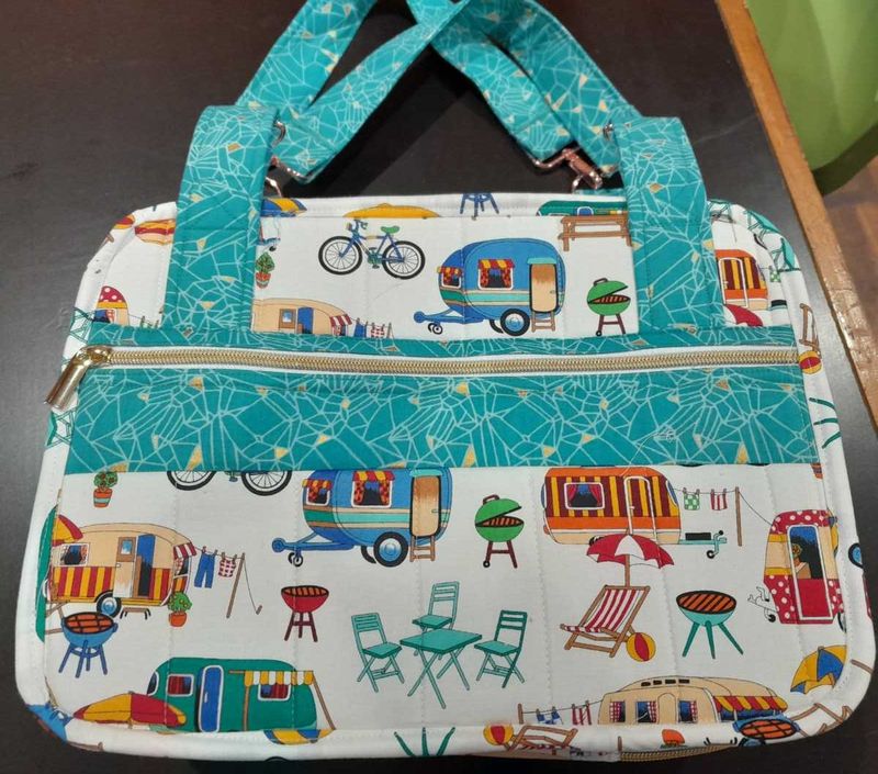 Clever sewing kit carry-case made by Jo
