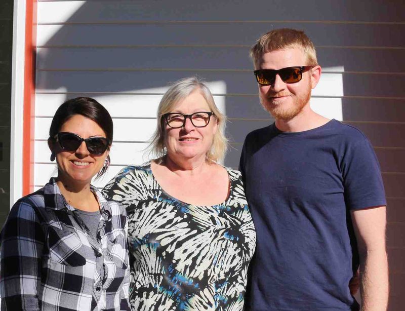 Community Centre - Elisa Seul, Rose Mayes and Jed Elme