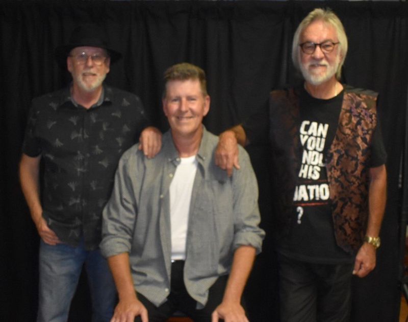 Rewind will entertain you on February 8 at the Tin Can Bay Country Club