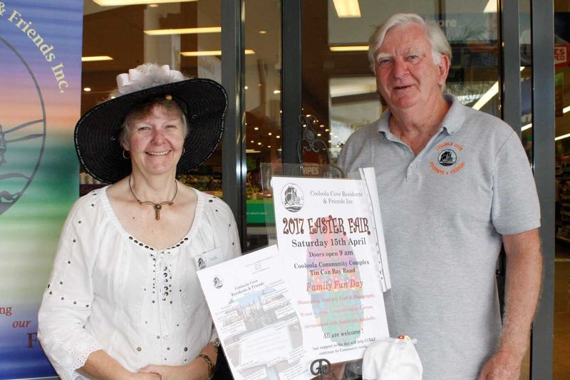 Gail and Graham Langdown from CCRFI welcome everyone to the Easter Fair