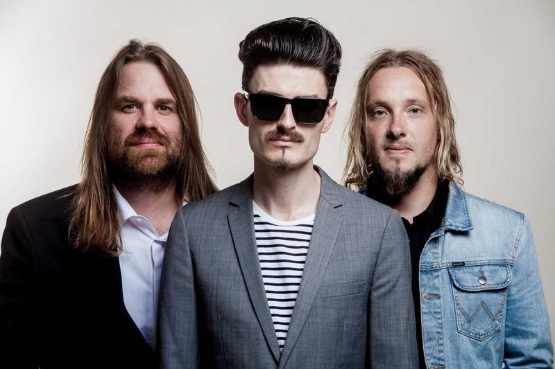 Easter Sunday, Thirsty Merc are on at the Sports Club!