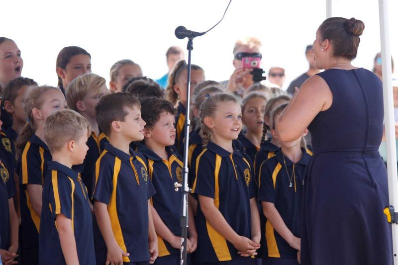 Rainbow Beach State School Choir on ANZAC Day
