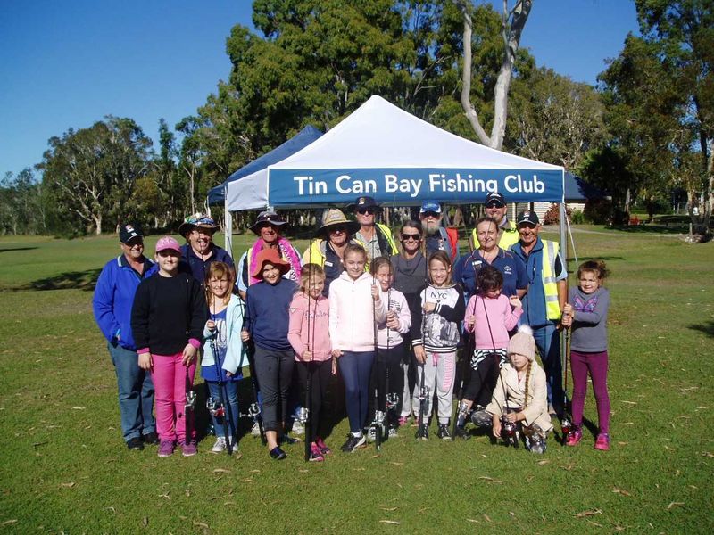 Tin Can Bay Fishing Club members hosted a training day for 12 Girl Guides and their Group Leaders from Tin Can Bay, learning