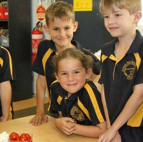 Alex Kingsley (back, centre) wants us all to be healthy