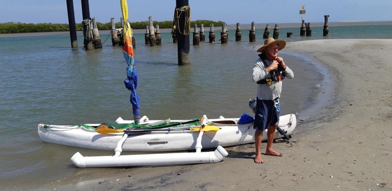 Murray about to leave on his seven-day canoe trip