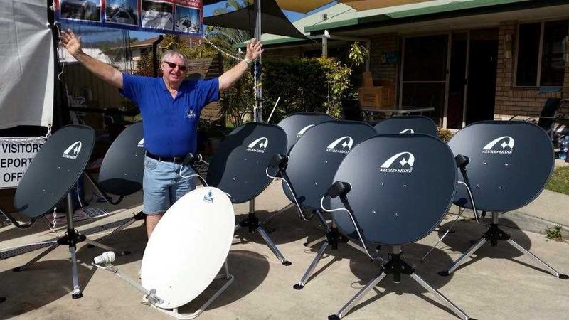 On behalf of the Saturn team, Peter Grant wishes you a happy and safe Christmas and New Year