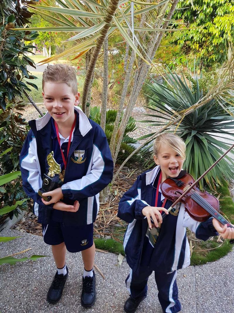 Well done to the Tin Can Bay School Choir, accompanied by Annette Bailey and Teacher Eryn Truin, they enjoyed a day out at th