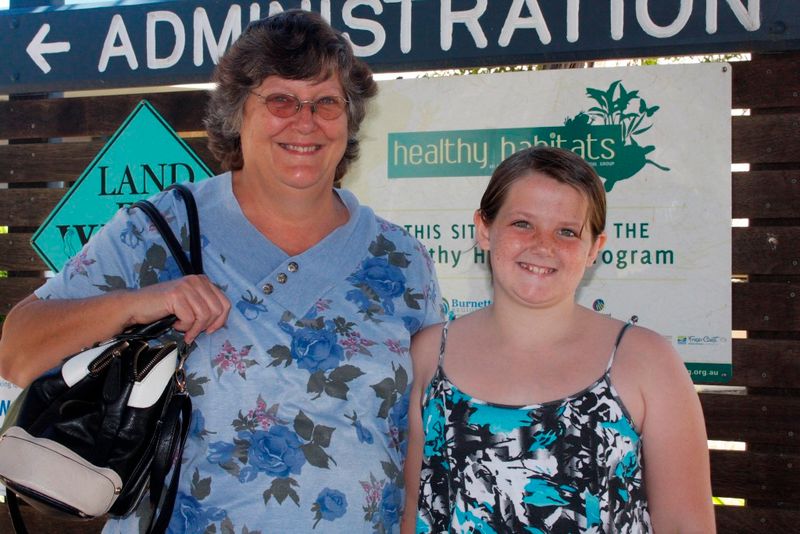 Robyn Lofts and Tarleshya Jewel get ready for 2016