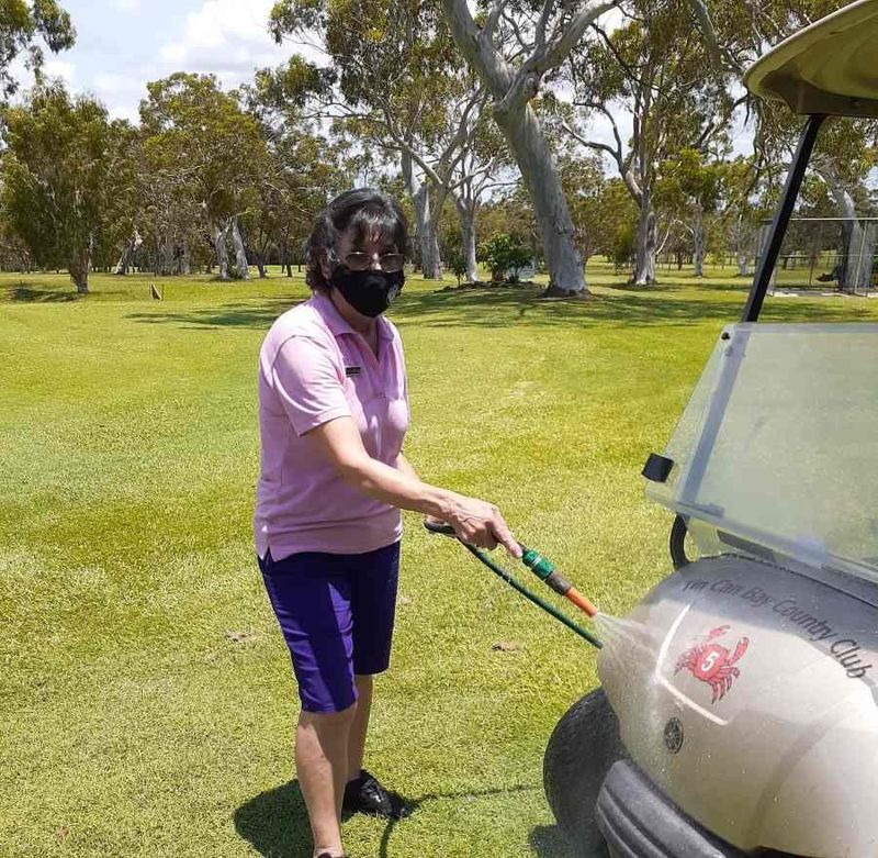 Pro Shop employee Phil Poldervaart employee taking care of the hire buggy