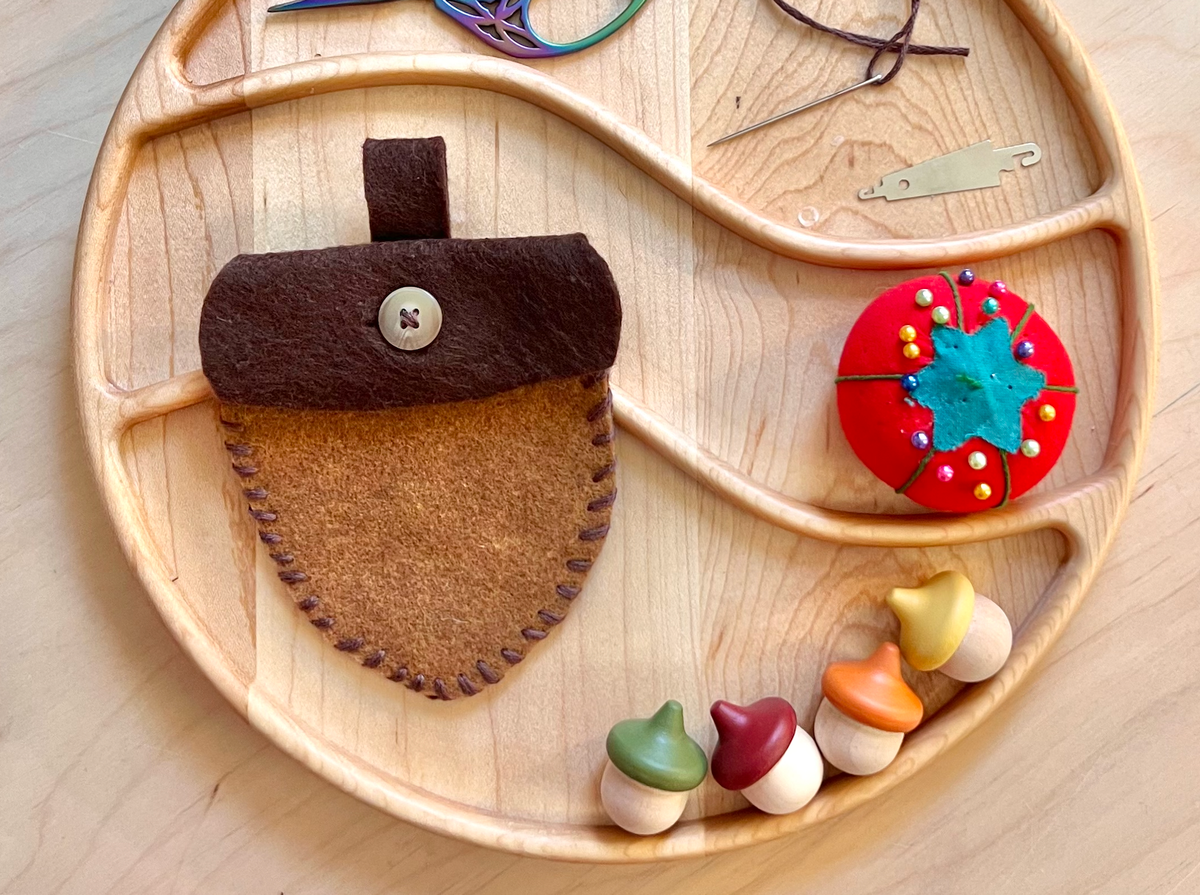 Sew an Acorn Pouch!