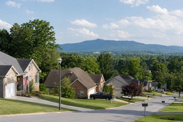 Johnson City Tennessee neighborhood near East Tennessee hills for a 2026 home seller price trends guide