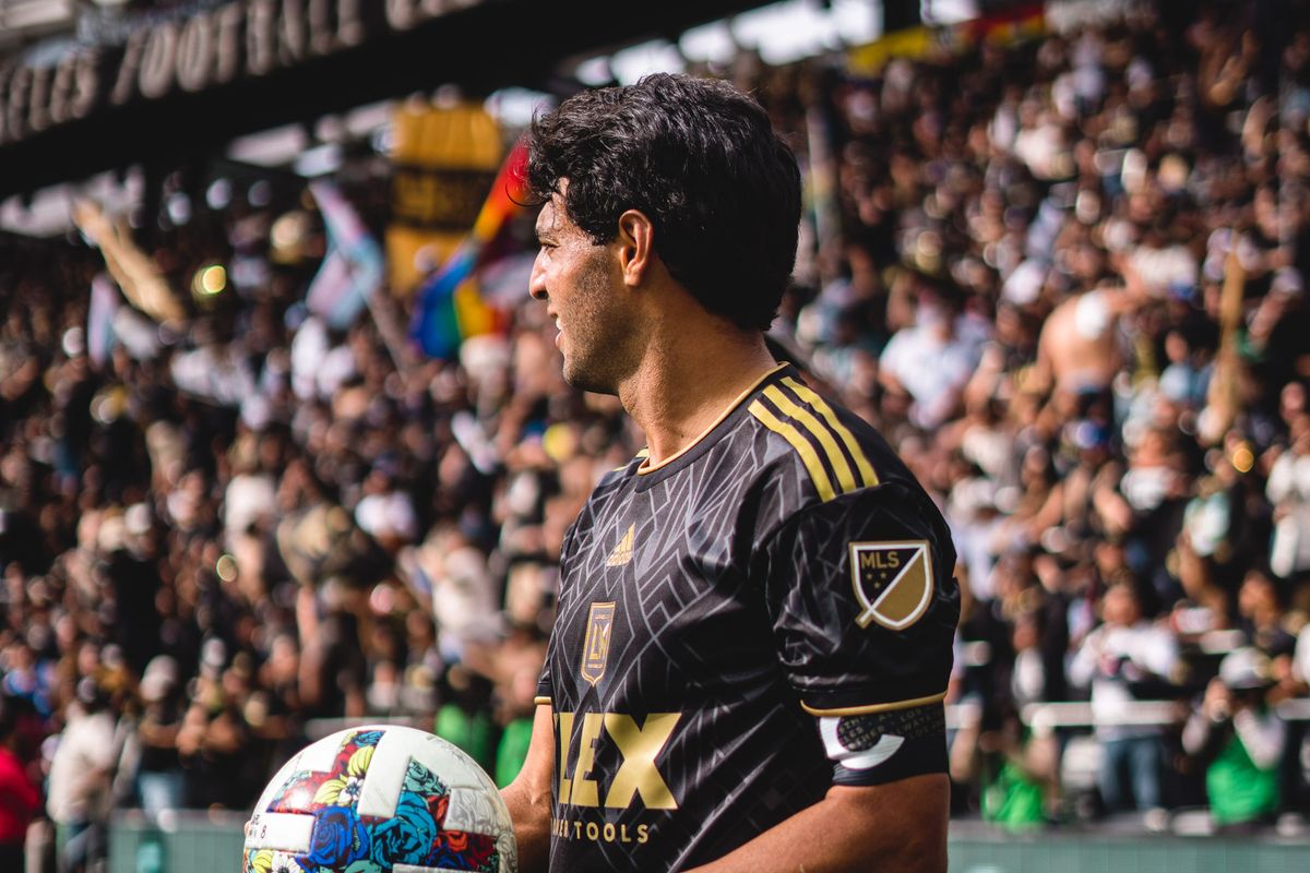 PITCHSIDE: LAFC OPENING DAY 2022 | VELA STILL KING?