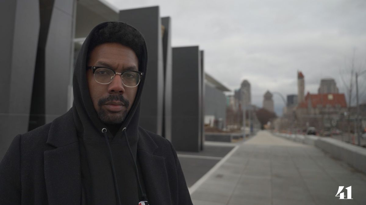 Pillars of the valley - damon davis