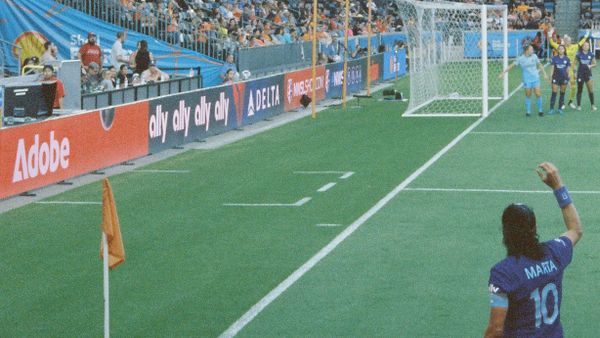 Pitchside: Houston Dash v Orlando Pride