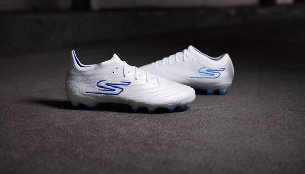 Skechers football boot