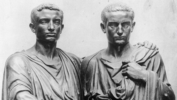 The Gracchi, Institutional Rigidity, and the Strategic Logic of Republican Collapse