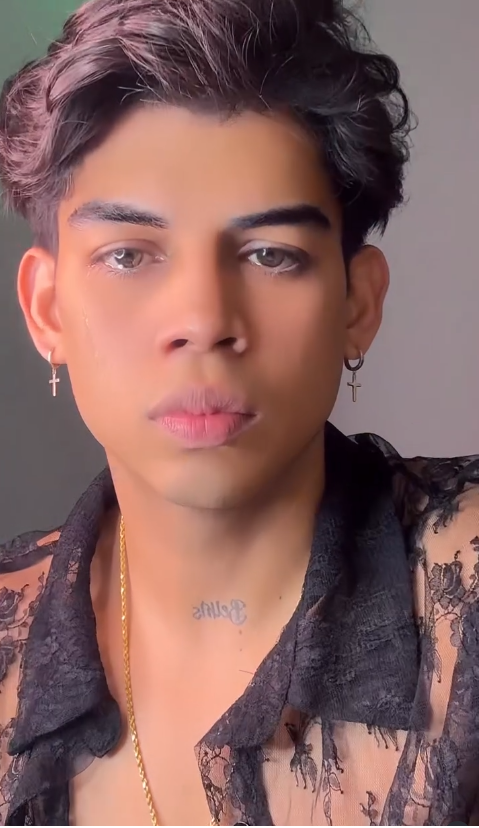 Men in Vogue - Shamuelz Velasquez