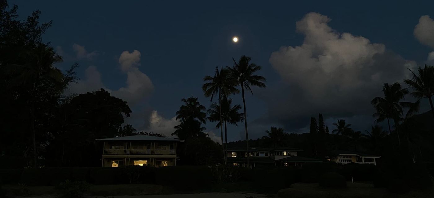 Weekend Wrap: The Key is Looking Outside Oneself