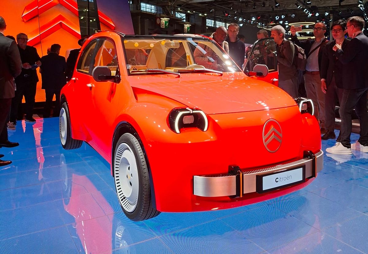 Paris Rediscovers Its Automotive Soul