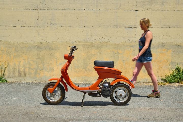 1969 Lambretta Lui – The Cult Chicster