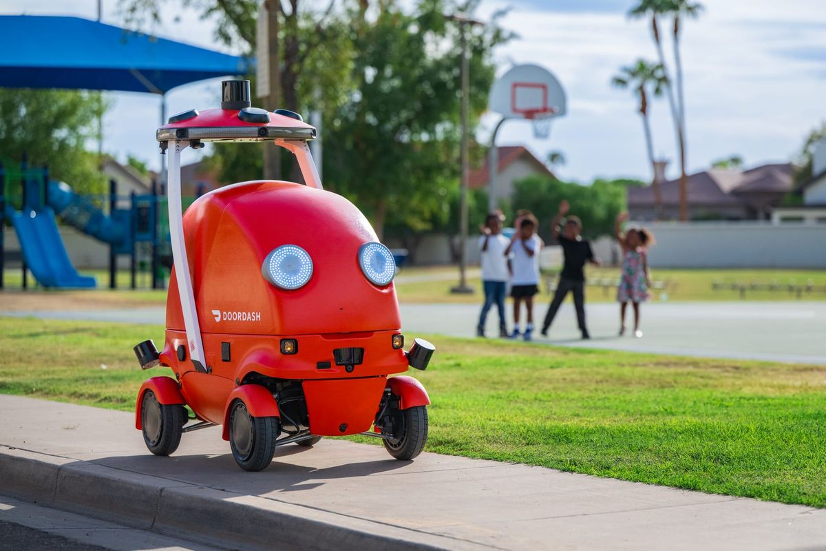 DoorDash Debuts Dot, Its First Autonomous Delivery Robot for Local Routes