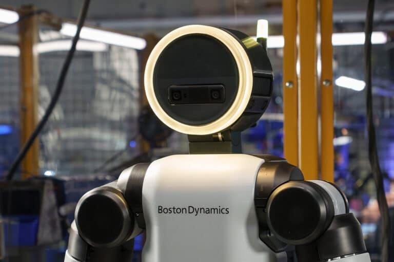 Boston Dynamics Readies Atlas Robot for Enterprise Deployment