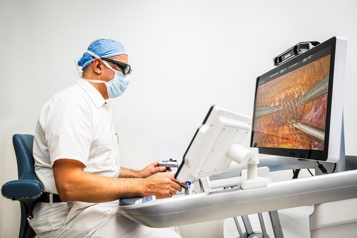 Medtronic’s Hugo System Used in First U.S. Commercial Surgery at Cleveland Clinic